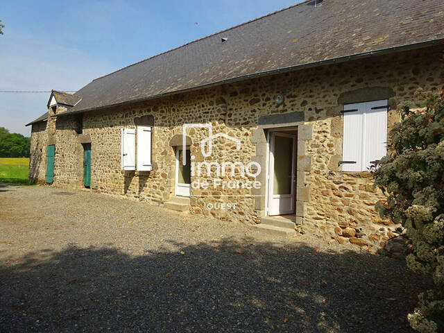 Location maison 4 pièces 72.06 m² à Saint-Pierre-sur-Orthe (53160)