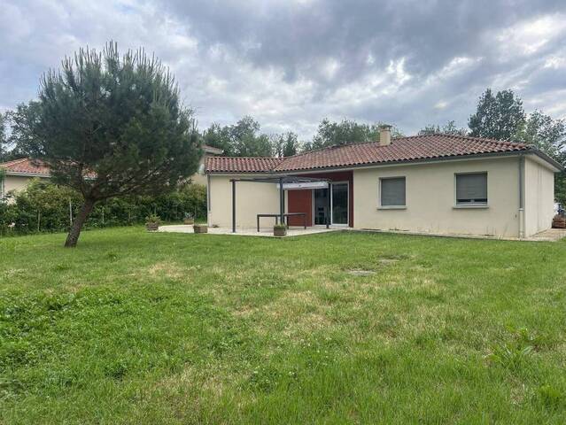 Location Maison individuelle 4 pièces 108 m² Martiel (12200)