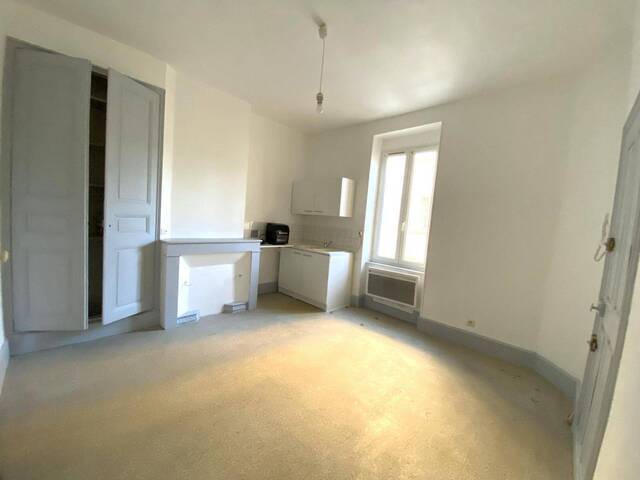 Location appartement 1 pièce 25.6 m² à Valence (26000)