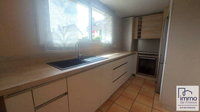 Vente maison 4 pièces 78 m² à Saint-Ouen-l'Aumône (95310)