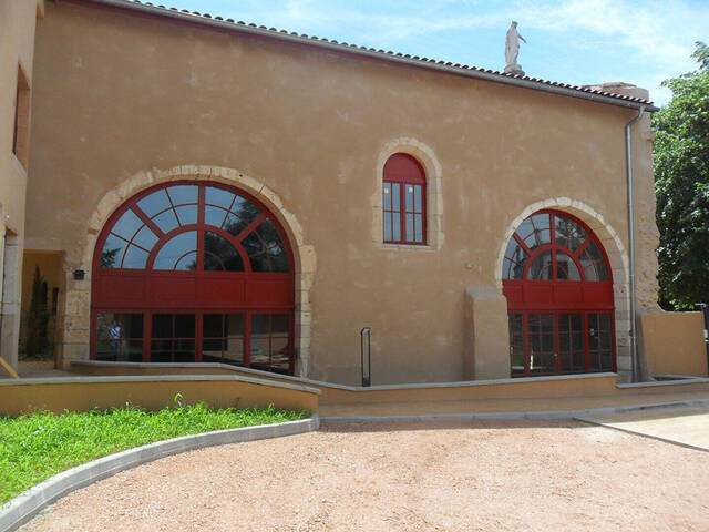 Location local commercial à Mâcon (71000)