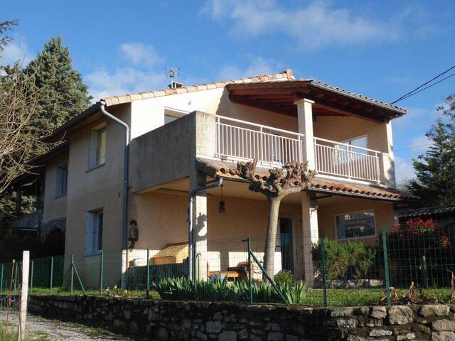 Location appartement 2 pièces 60 m² à Aubenas (07200)