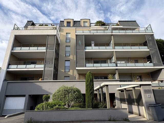 Vente appartement 3 pièces 74 m² à Valence (26000)