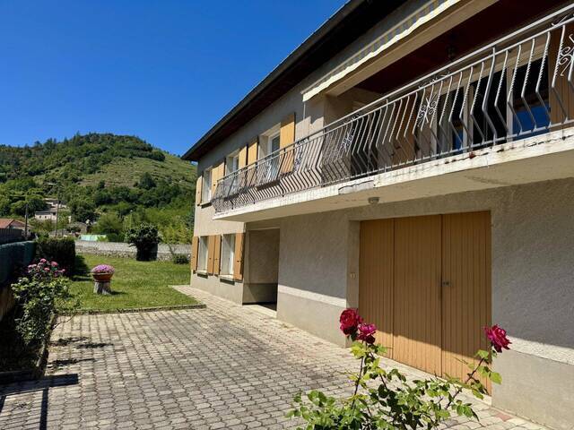 Vente maison 6 pièces 162 m² à Saint-Jean-de-Muzols (07300)