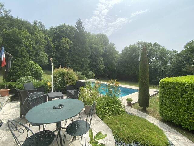 Vente maison 8 pièces 160 m² à Crest (26400)