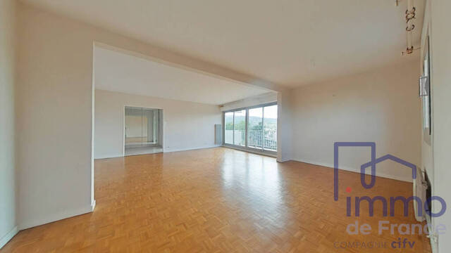 Vente appartement 5 pièces 114.42 m² à Saint-Étienne (42100)