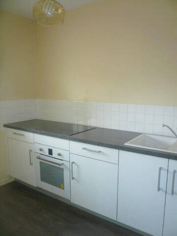 Location Appartement 1 pièce 34.78 m² Mâcon (71000) TRES CALME AGGLOMERATION