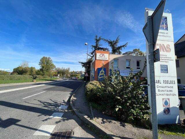 Location local commercial à Rodez (12000)