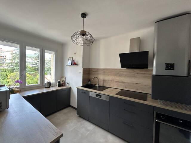 Vente appartement 4 pièces 76.85 m² à Privas (07000)