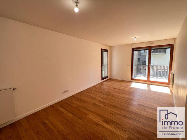 Location Appartement 4 pièces 103.84 m² Viry-Châtillon (91170)