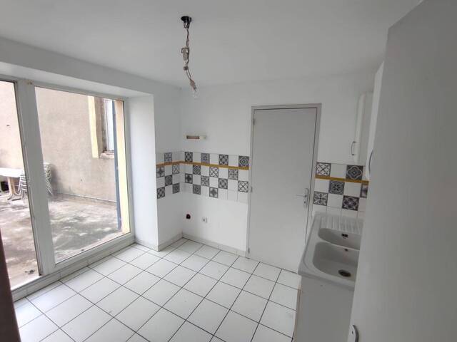 Location appartement 2 pièces 47.8 m² à Les Vans (07140) 4