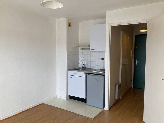 Location appartement 1 pièce 20.29 m² à Nantes (44000)