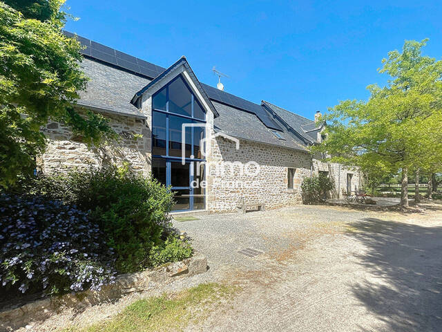 Vente maison 10 pièces 356 m² à Évron (53600)