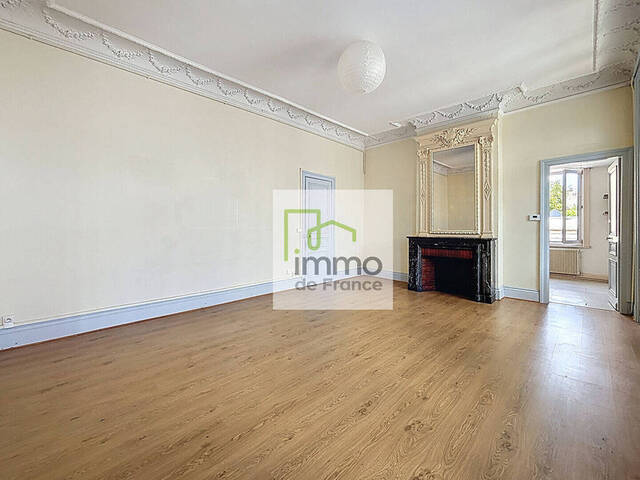 Location Appartement 2 pièces 81.78 m² Lille (59000) SAINT MAURICE PELLEVOISIN