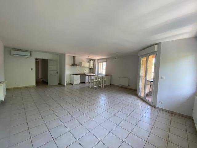 Location appartement récent 3 pièces 84 m² à Vienne (38200) 4