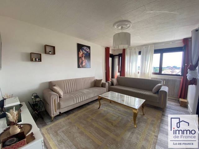 Vente appartement 4 pièces 77.74 m² à Viry-Châtillon (91170)