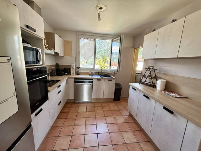 Vente appartement 4 pièces 77.86 m² à Scionzier (74950)