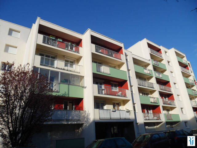 Location stationnement parking / box à Rouen (76000)