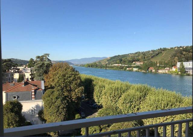 Location appartement rénové 2 pièces 54.12 m² à Vienne (38200) 5