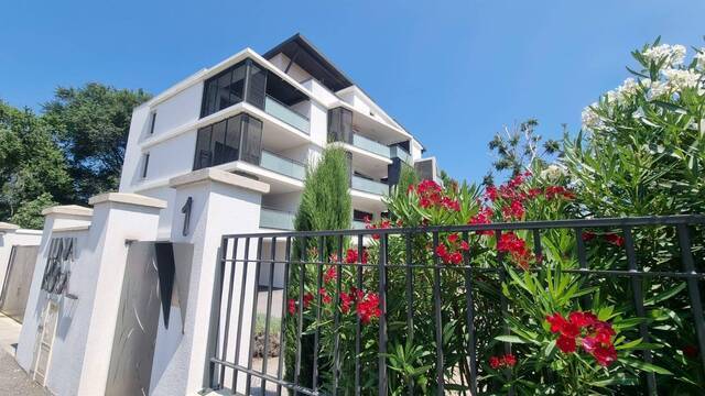 Location appartement 3 pièces 73.75 m² à Tournon-sur-Rhône (07300)
