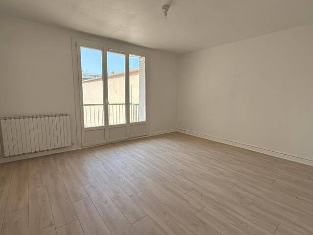 Location appartement rénové 4 pièces 73.84 m² à Romans-sur-Isère (26100) 4
