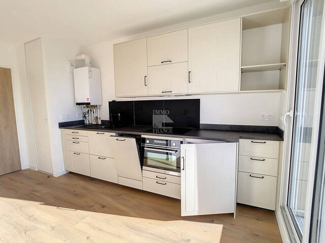 Location appartement 1 pièce 27.75 m² à Saint-Berthevin (53940)