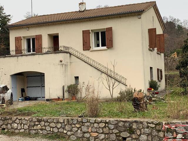 Location appartement 3 pièces à Chambonas (07140)