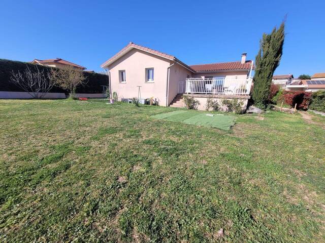 Location maison villa 5 pièces 119 m² à Condrieu (69420)