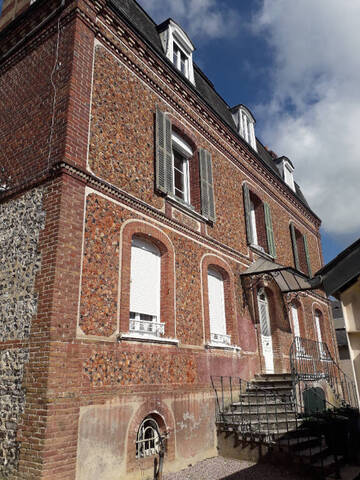 Location Appartement 1 pièce 37.57 m² Saint-Pierre-du-Vauvray (27430)