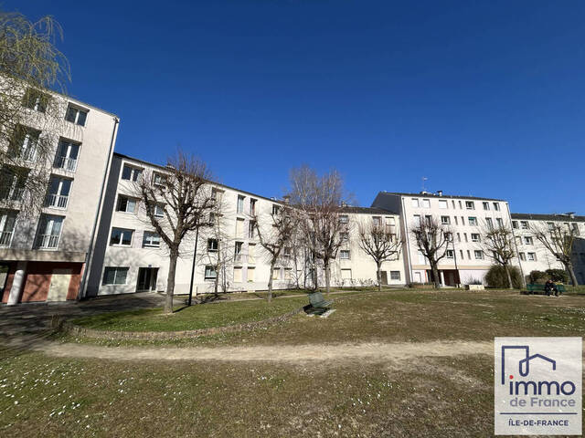 Vente appartement 3 pièces 69.89 m² à Rambouillet (78120)