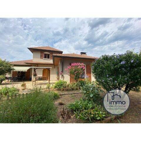 Vente maison ancienne 4 pièces 134 m² à Auberives-sur-Varèze (38550)
