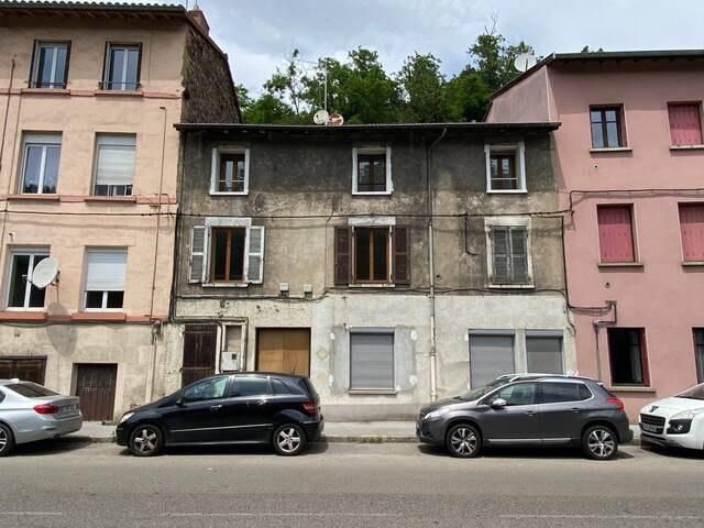 Vente immeuble 341 m² à Vienne (38200)