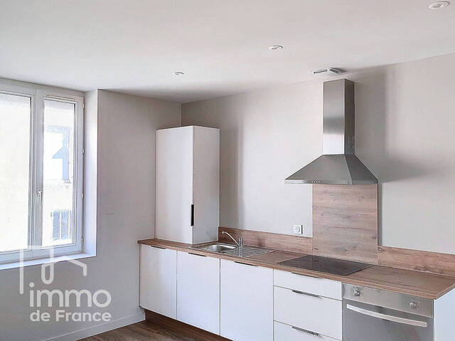 Location appartement 3 pièces 60 m² à Oyonnax (01100)