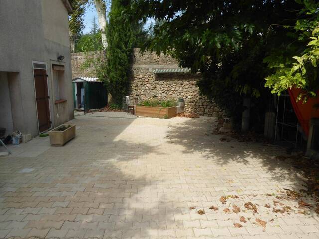 Location Appartement 2 pièces 39.3 m² Uzer (07110)