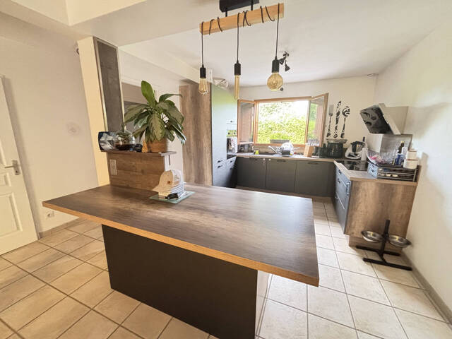 Vente maison 4 pièces 102.69 m² à Marnaz (74460)