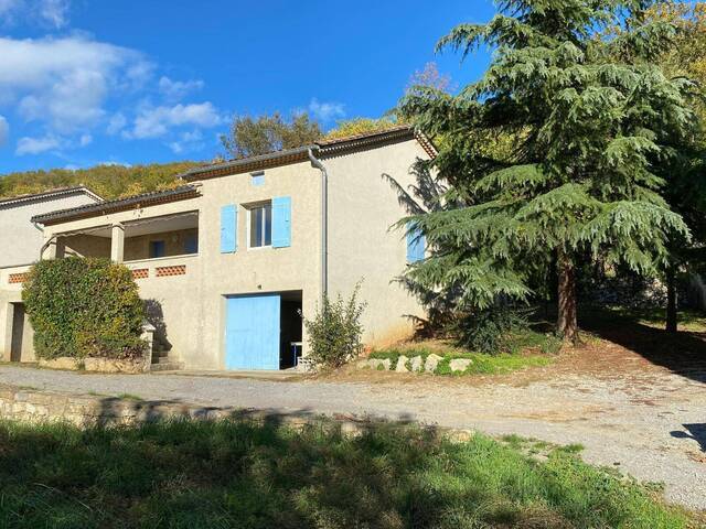 Location maison 5 pièces 108.9 m² à Vogüé (07200)