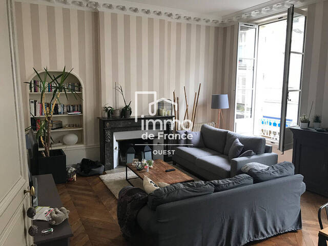 Location appartement 4 pièces 96 m² à Angers (49000)