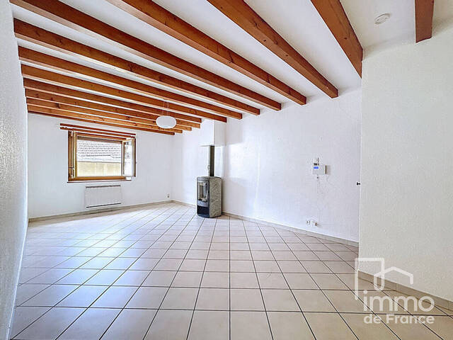 Vente Maison 5 pièces 154.5 m² Saint-Germain-de-Joux (01130)