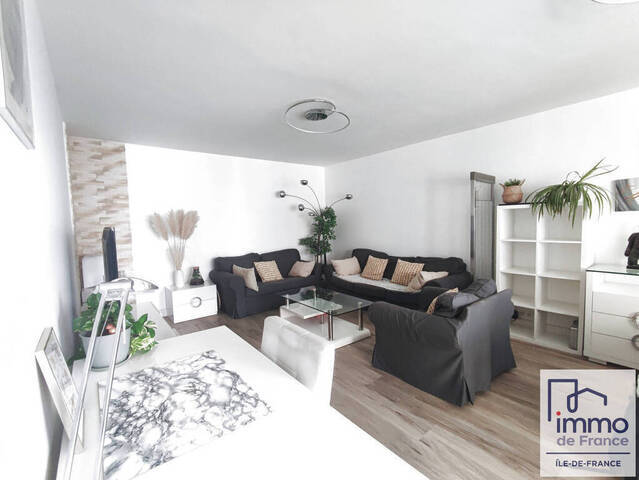 Vente appartement 3 pièces 79 m² à Courbevoie (92400)