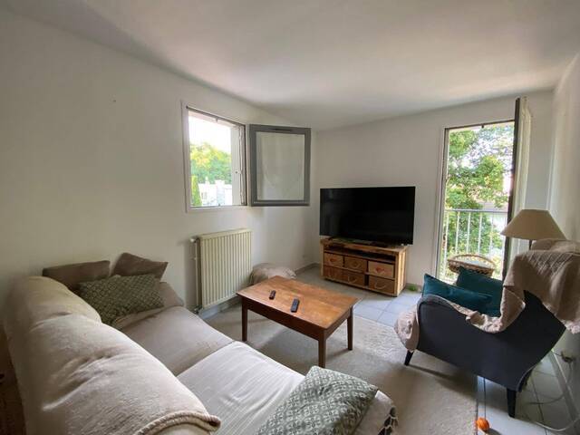 Location appartement 4 pièces 78 m² à Valence (26000)