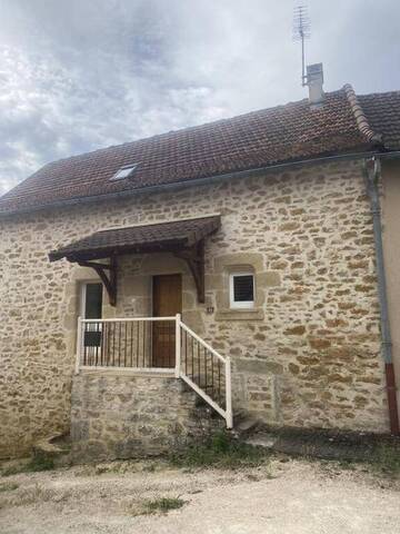 Location Maison 3 pièces 69 m² Laramière (46260)