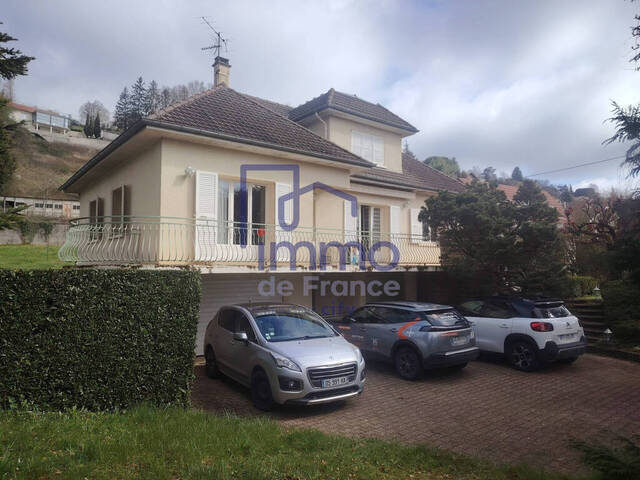 Vente maison 8 pièces 156 m² à Montceau (38300)