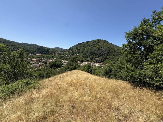 Vente terrain constructible 18453 m² à Vals-les-Bains (07600)