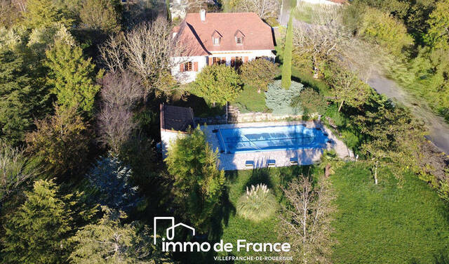 Vente maison 6 pièces 160 m² à Villefranche-de-Rouergue (12200)