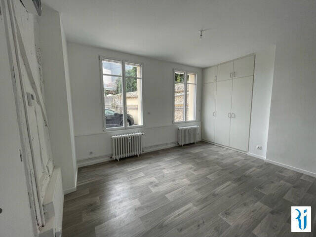 Location appartement 1 pièce 24.04 m² à Rouen (76000)