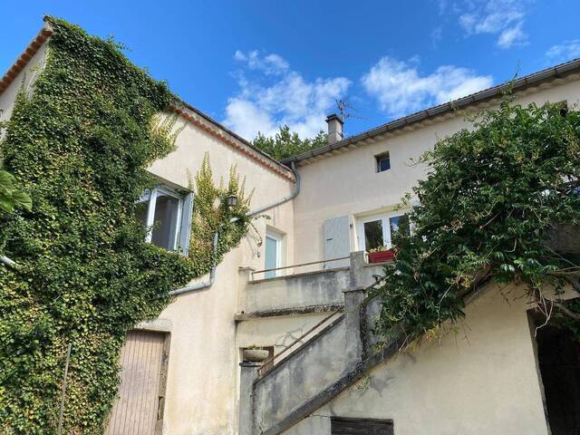 Location appartement 3 pièces 71.65 m² à Saint-Étienne-de-Fontbellon (07200)