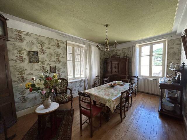 Acheter Maison ancienne 8 pièces 156 m² Saint-Julien-du-Gua (07190)