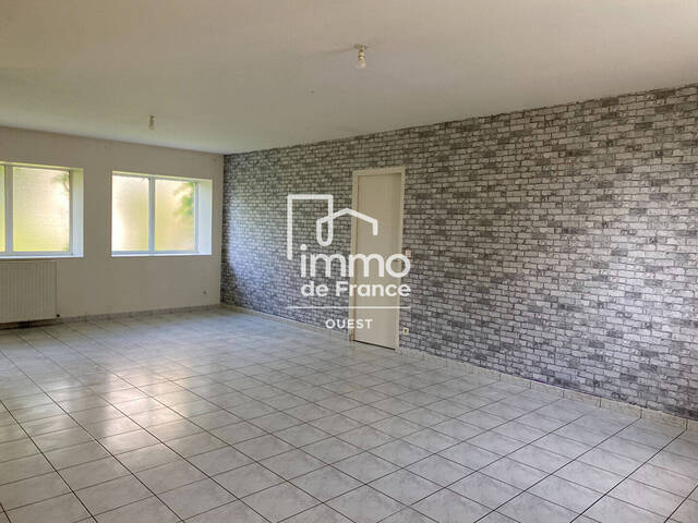 Location appartement 3 pièces 69.1 m² à Mayenne (53100)