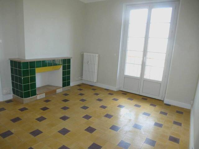 Location appartement 3 pièces 47.02 m² à Aubenas (07200)