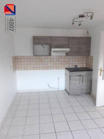 Location appartement rénové 2 pièces 28.88 m² à Cluses (74300)